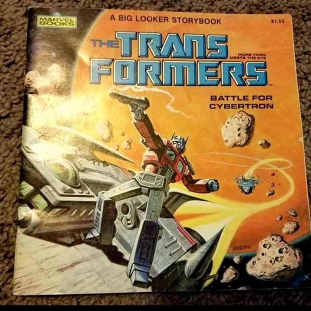 VINTAGE MARVEL - 1984 Transformers book Awesome